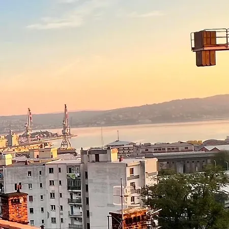 Sea View And Private Parking * ترييستي