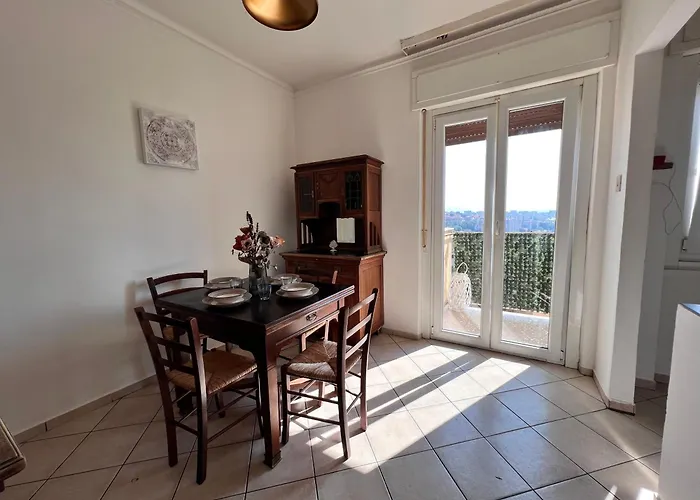 Sea View And Private Parking Trieszt