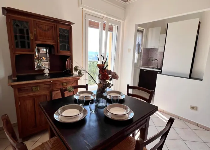 Sea View And Private Parking *