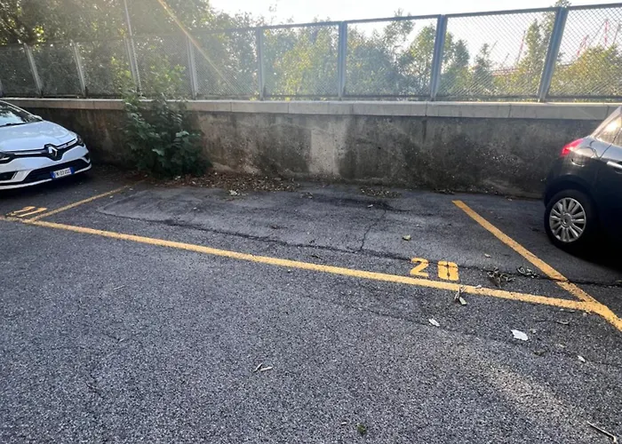 Sea View And Private Parking Apartman *